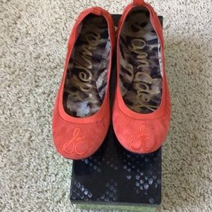 Sam Edelman orange suede ballerina flat. SZ 7.5